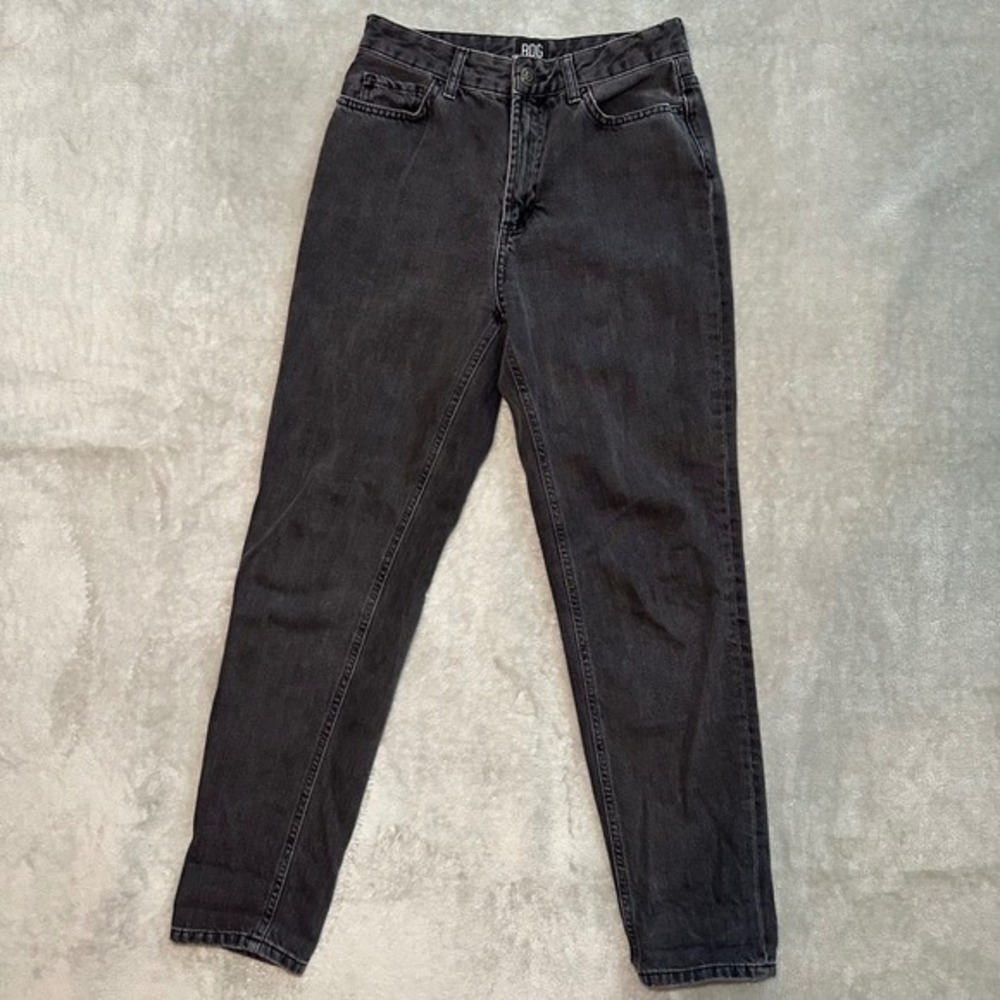 BDG Jeans Women Size 26 *27x28.5 Mom Fit 90s Faded Black Denim High Waist Casual